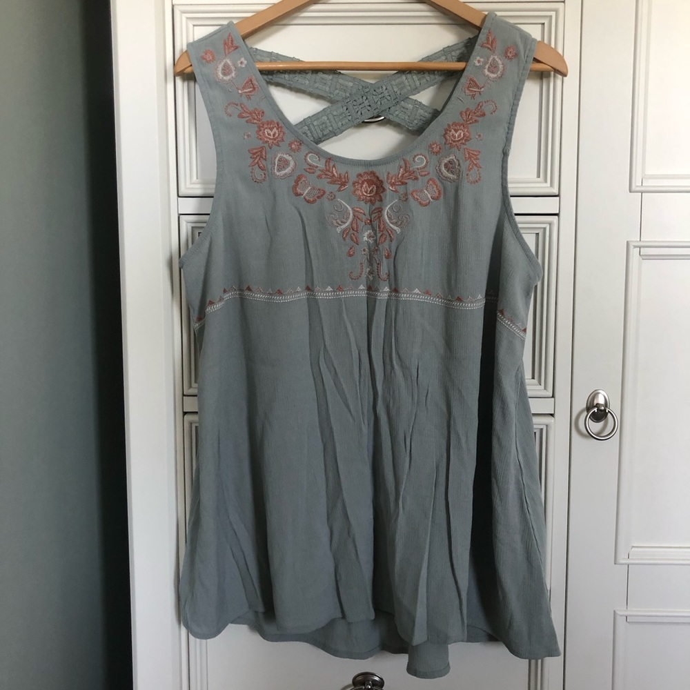 Knox Rose tank